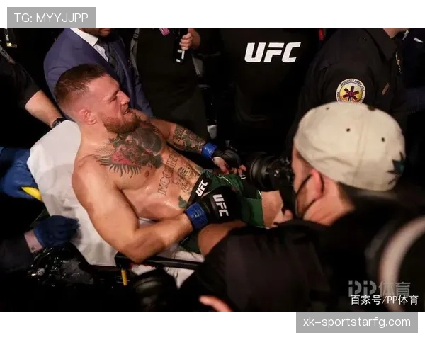 康纳训练完直接刷掉六位数买表，这人花钱跟撕纸似的