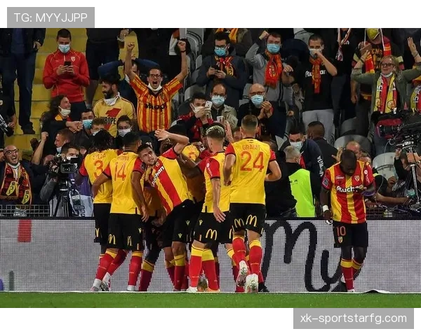 多特蒙德中场一断就崩，推进变失控藏不住了